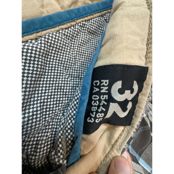 American Eagle Outfitters Mens Plaid Shorts Size 32 Black Gray Flat Front Casual - Picture 3 of 13